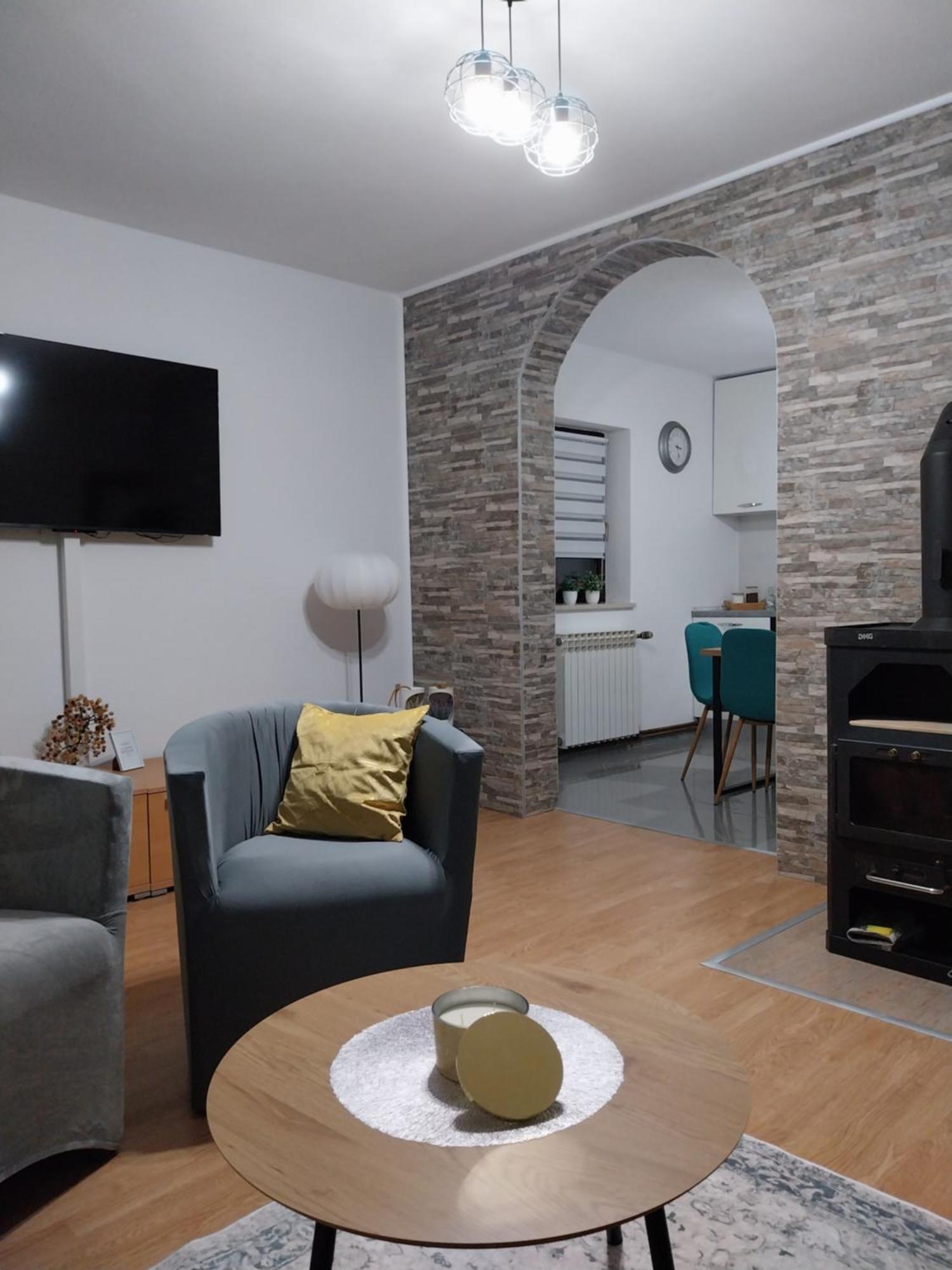 Apartment Petra I Nikola 塞里特雷尼科 外观 照片